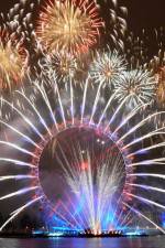 Watch New Year\'s Eve Fireworks From London Megavideo