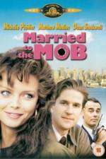Watch Married to the Mob Megavideo